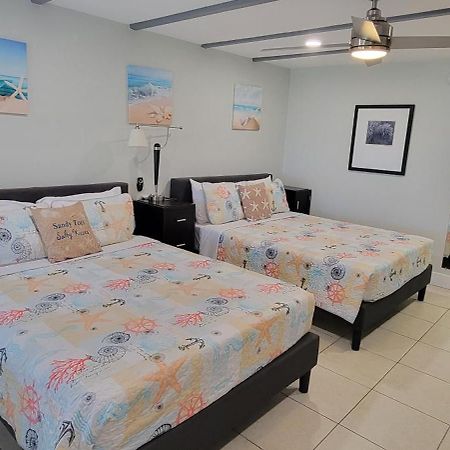 Bay View, Studio206, Beach Steps Away! Pool+Wifi Ruskin Exteriér fotografie